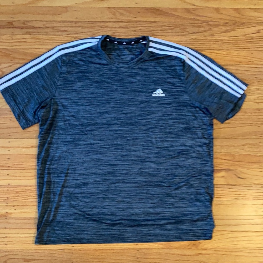 Men's XL Adidas Short Sleeve Aeroready Shirt